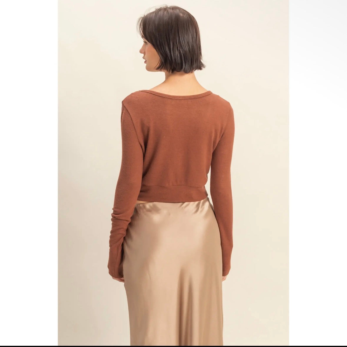 Crop V-Neck Long Sleeve Top