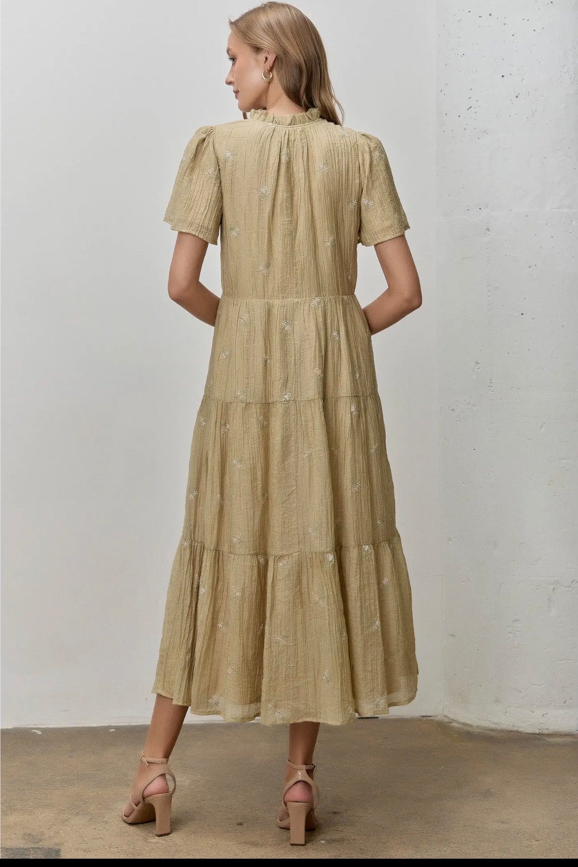 Embroidery Midi Dress