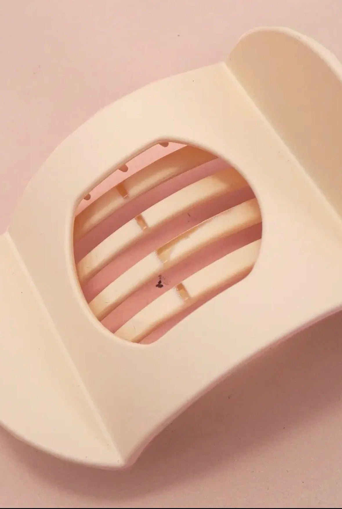 Large Lay Flat Hair Claw