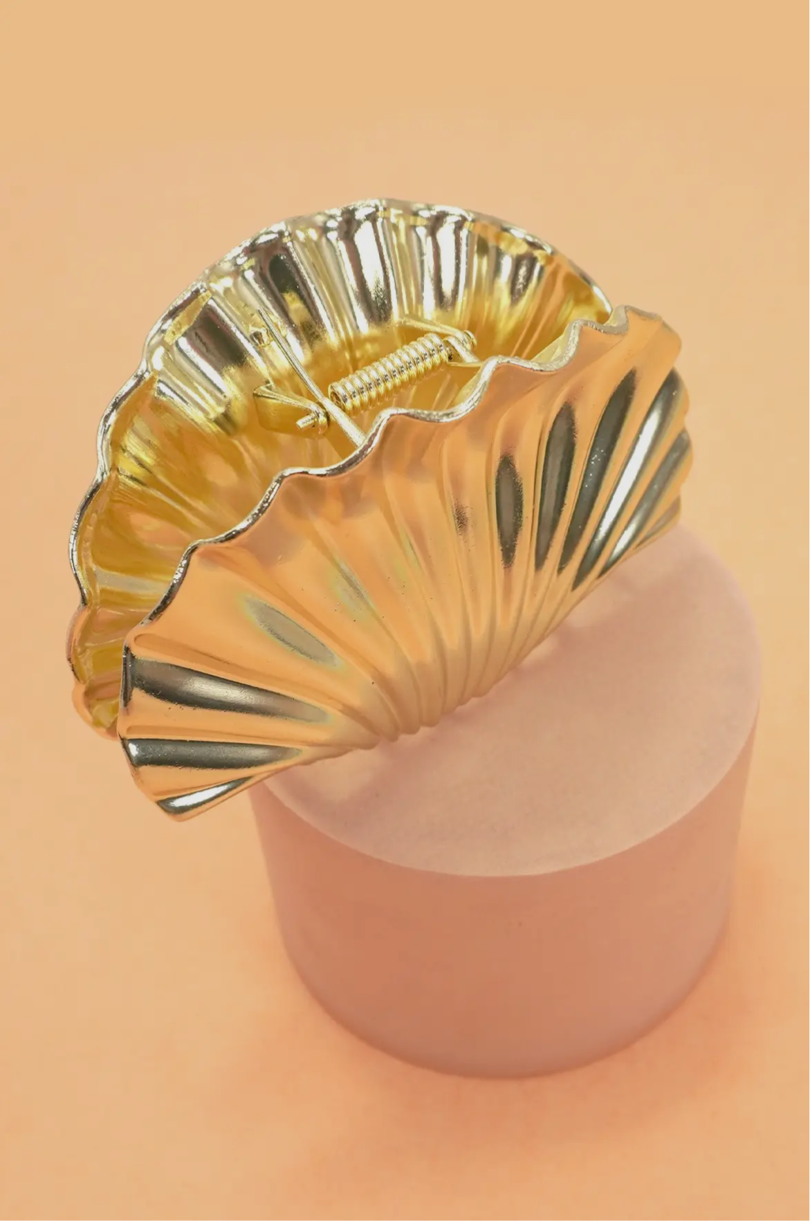 Seashell Gold hair clip