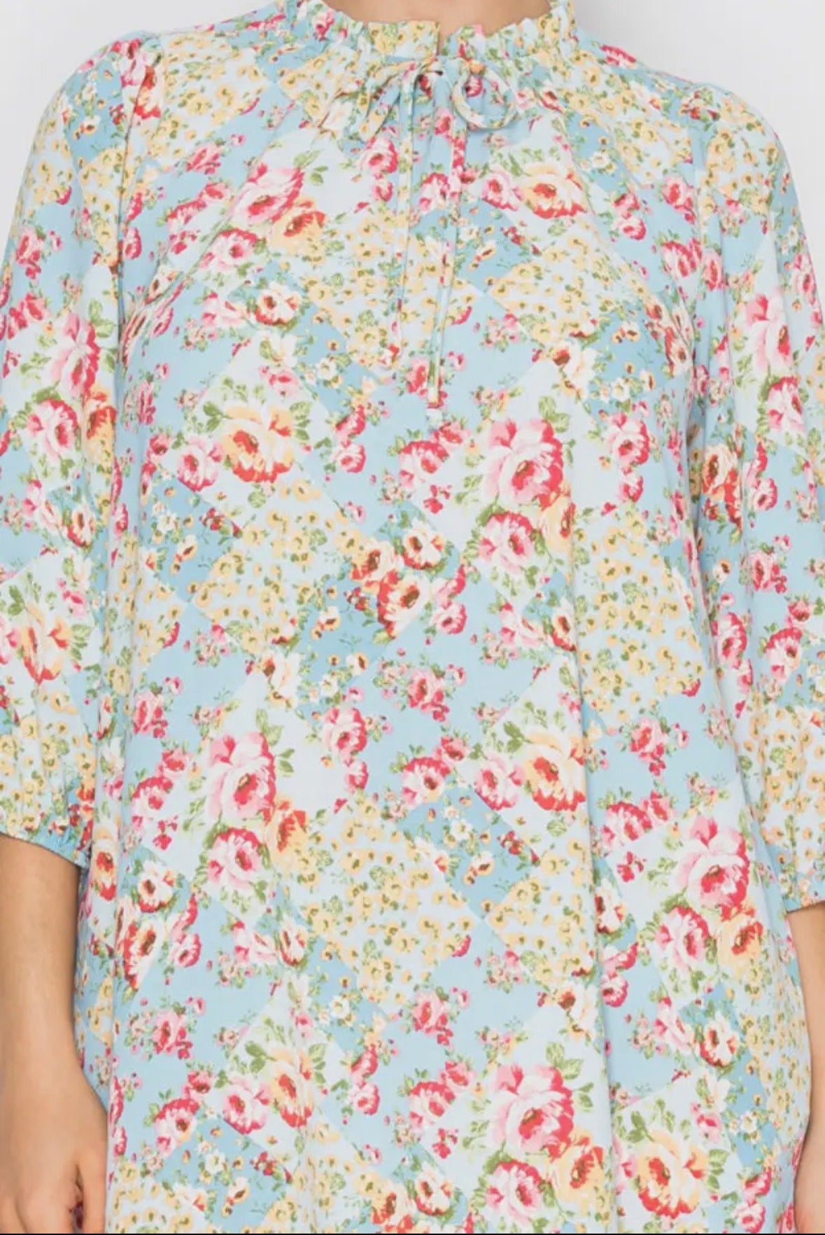 Plus Size Elegant Midi Dress With Tie-Neck Detail