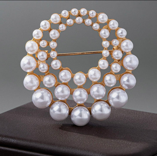 Vintage Pearl Brooch Pin