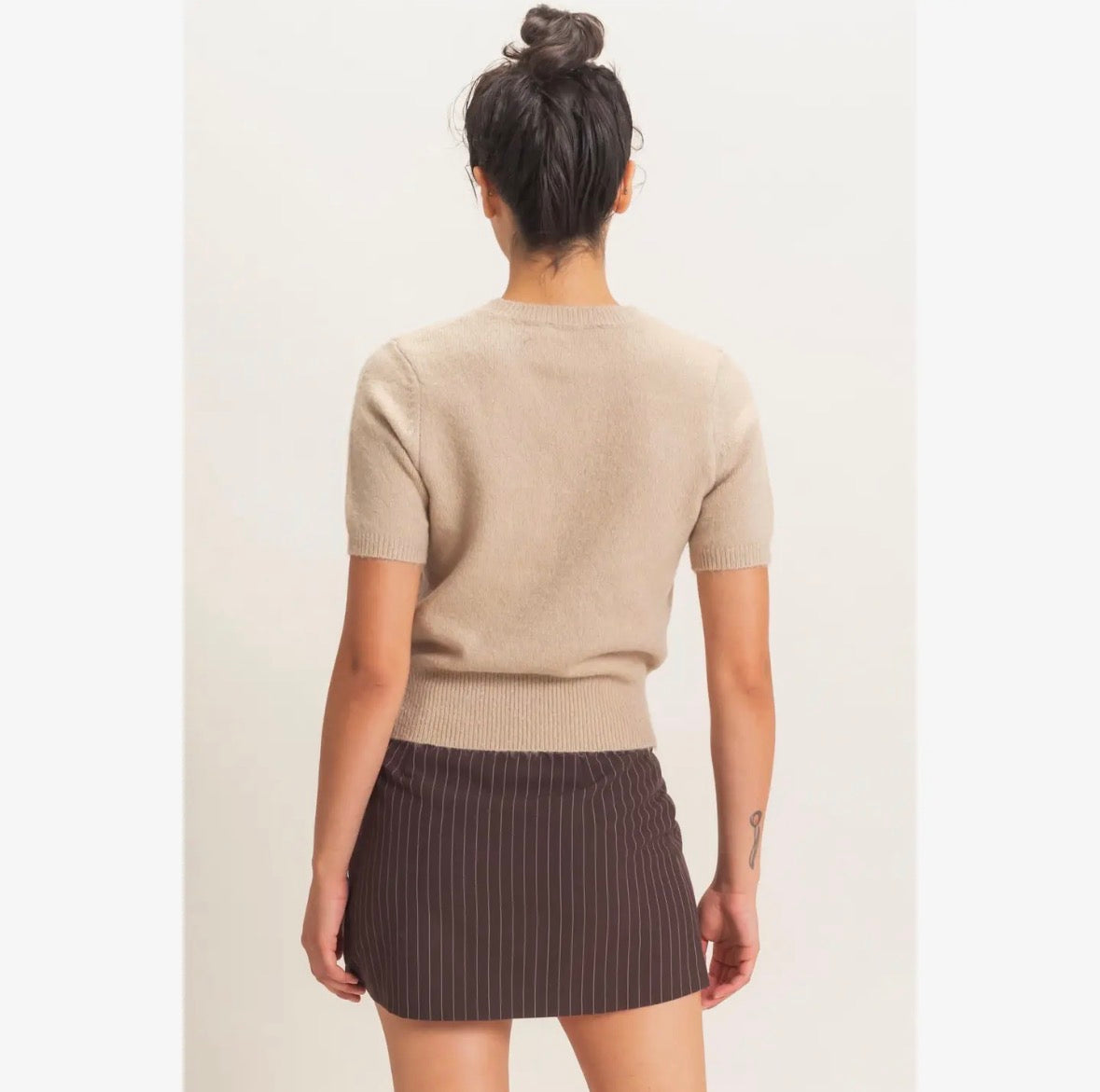 Crew Neck Short Sleeve Knit Top