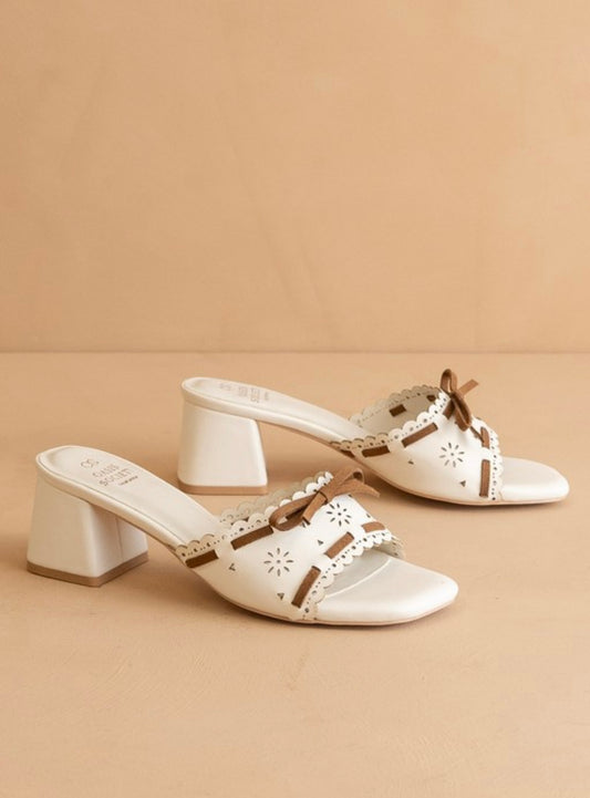 White Sweet Low Heel Sandals