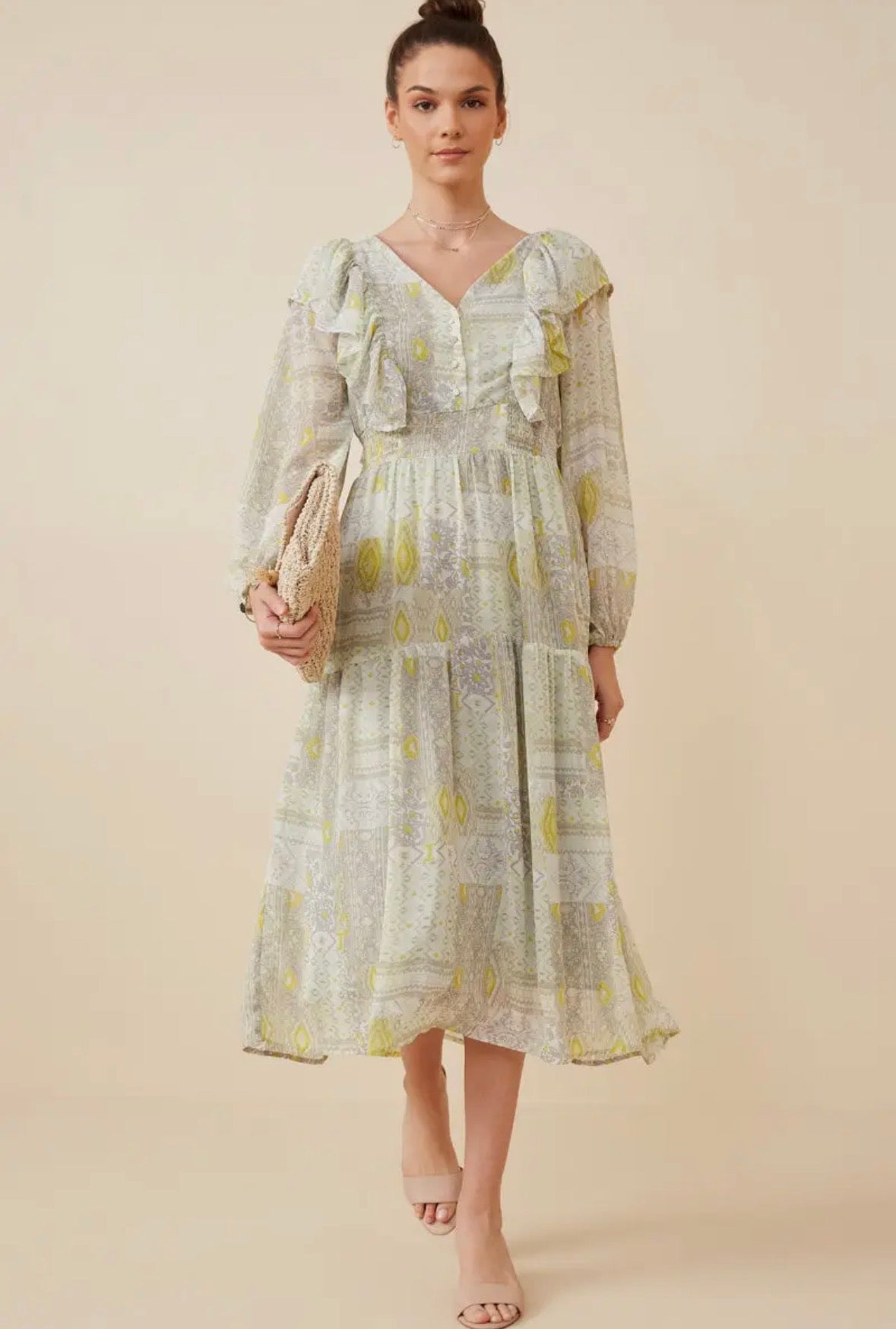 Women’s Patch Print V Neck Ruffled Long Sleeve Dress